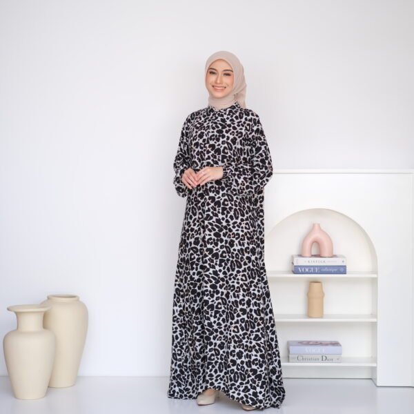 Valdys Hijab - Elaya Dress (Daily Dress Motif Katun Rayon) - Gambar 4