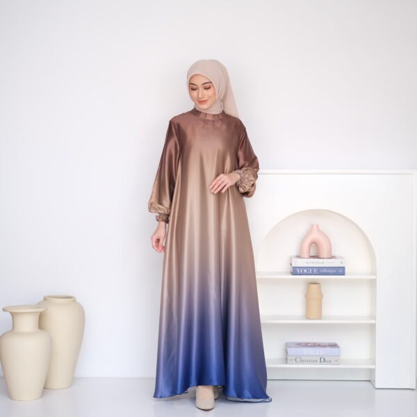 Valdys Hijab - Layla Dress (Dress Silk Gradasi) - Gambar 3