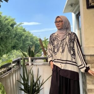 Valdys Hijab - Nayyara Set (One Set Setelan Wanita Katun Rayon-Twill)